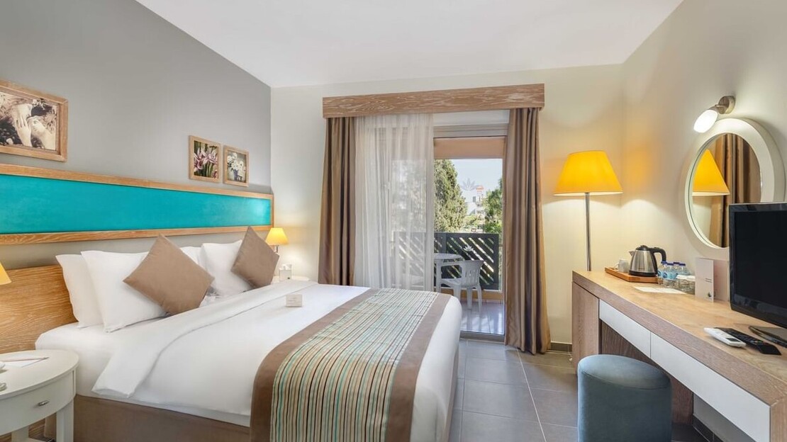 Labranda Excelsior Side